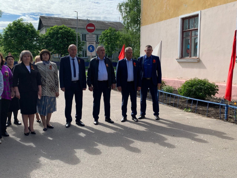 В преддверии празднования 80-й годовщины Победы в Великой Отечественной войне состоялось торжественное мероприятие, посвященное извлечению уникальной исторической реликвии — капсулы времени. В преддверии празднования 80-й годовщины Победы в Великой Отечественной войне состоялось торжественное мероприятие, посвященное извлечению уникальной исторической реликвии — капсулы времени.
